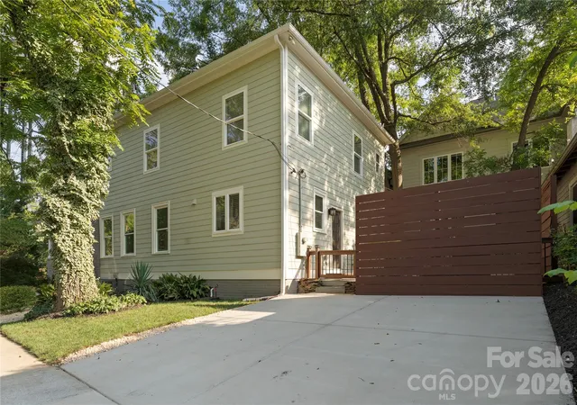 3rd image of 429 Pecan Ave, Charlotte, NC 28204 | MLS# 4387793
