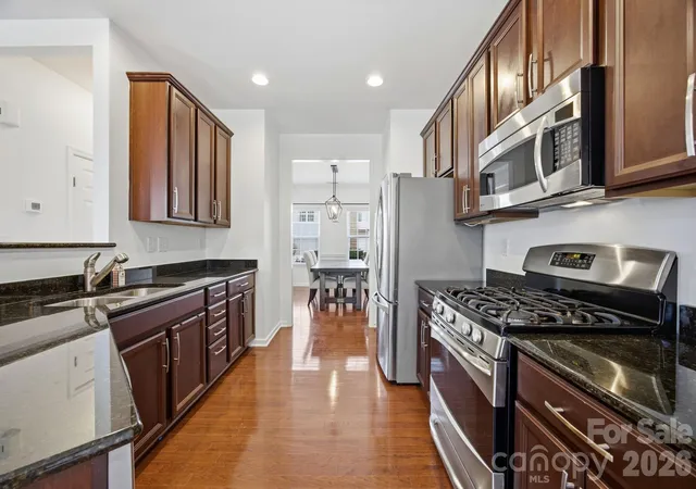 Homes for sale in Charlotte, NC | 2162 Belle Vernon Ave, Charlotte, NC 28210 | MLS# 4387796