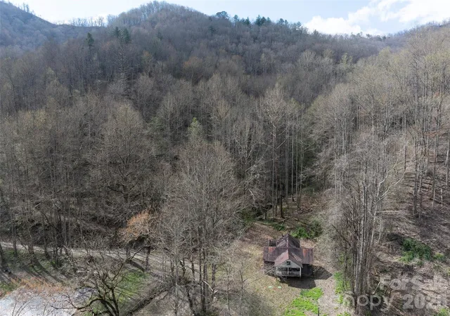 Homes for sale in Bryson City, NC | 14225 Hwy 19 W Hwy W, Bryson City, NC 28713 | MLS# 4387807