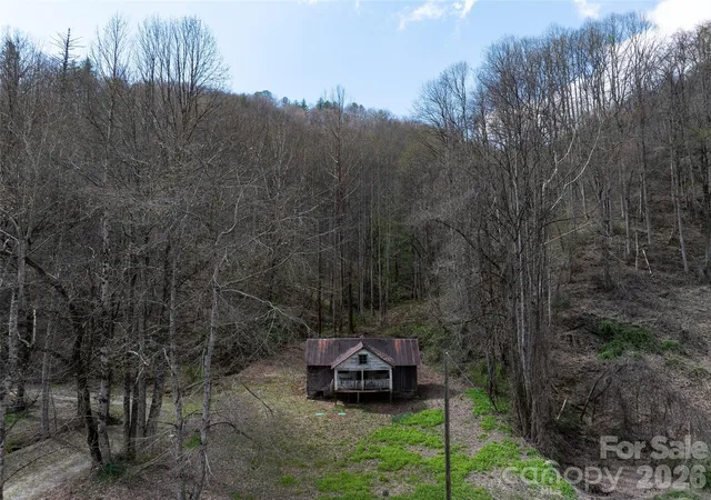 Homes for sale in Bryson City, NC | 14225 Hwy 19 W Hwy W, Bryson City, NC 28713 | MLS# 4387807