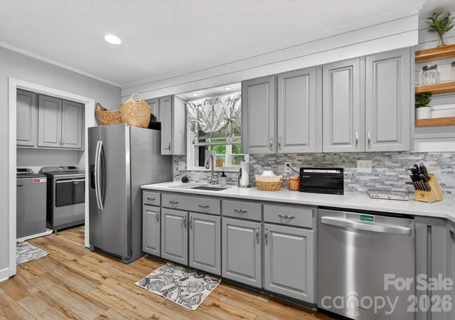 Photo 4 of Single family home for sale at 1172 Rainbow Cir, Catawba, SC 29704 | MLS# 4387808 | Listing updated on 2026-09-30