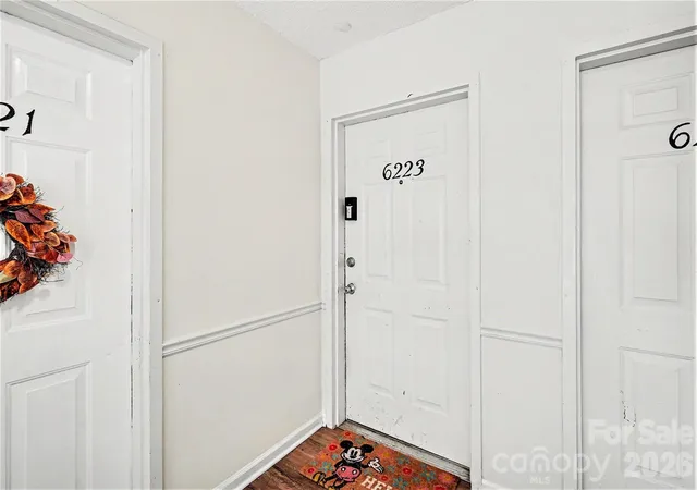 4th image of 6223 Rosecroft Dr, Charlotte, NC 28215