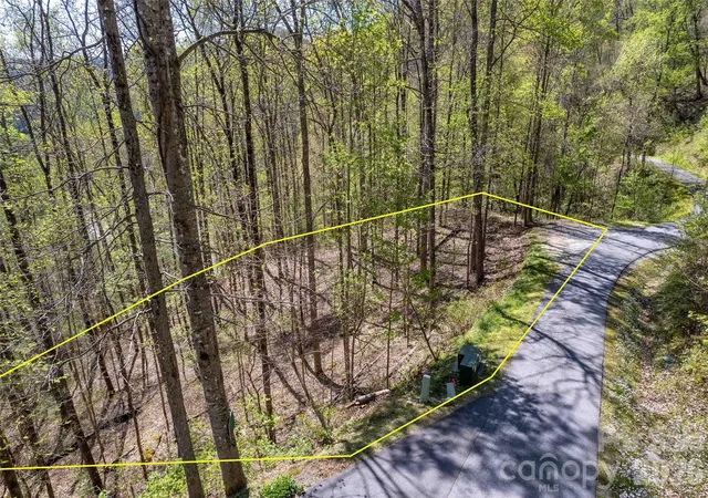 Homes for sale in Tuckasegee, NC | Lot 277 Pepperbush Ln #277, Tuckasegee, NC 28783 | MLS# 4387845