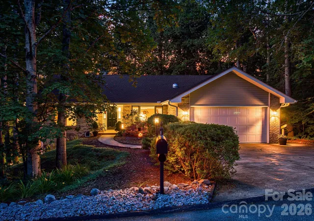 2nd image of 1851 Riverview Ct, Hendersonville, NC 28739 | MLS# 4387854