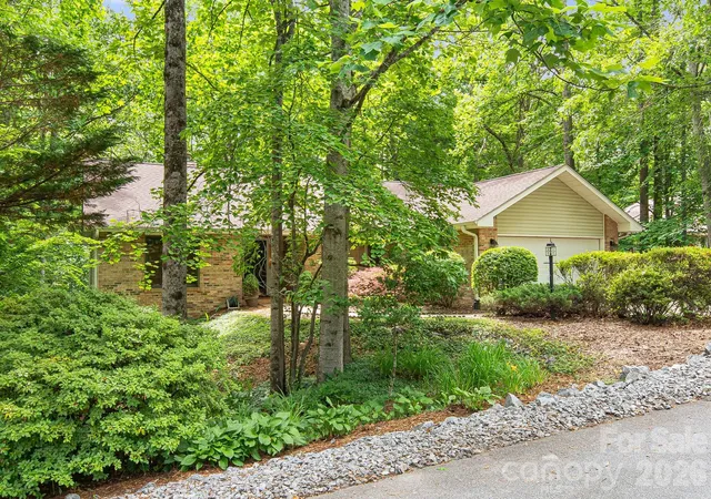 47th image of 1851 Riverview Ct, Hendersonville, NC 28739 | MLS# 4387854