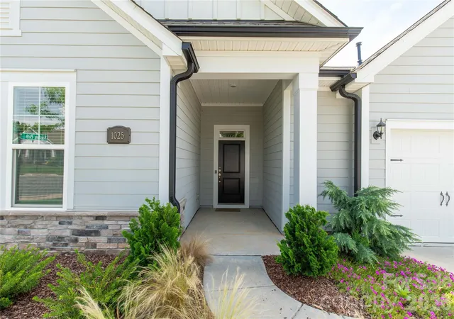 Photo 3 of Single family home for sale at 1025 Ansley Park Dr, Indian Land, SC 29707 | MLS# 4387863 | Listing updated on 2026-08-05
