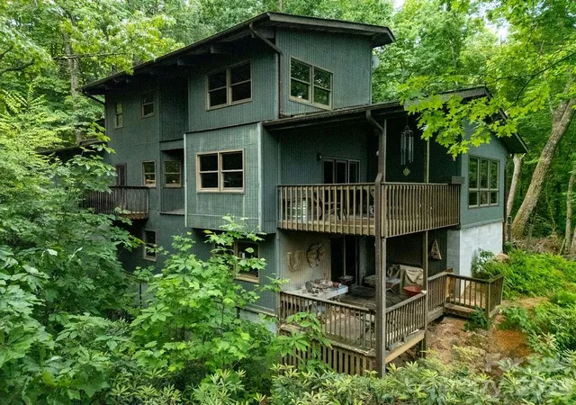 Homes for sale in Pisgah Forest, NC | 118 Little Bear Ln, Pisgah Forest, NC 28768 | MLS# 4387864