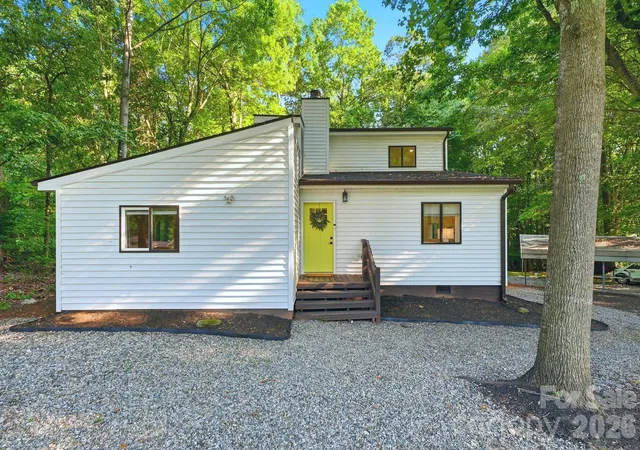 Photo 1 of Sale Pending at 127 Rustic Way Ln, Mooresville, NC 28117 | MLS# 4387871 | Listing updated on 2026-09-02