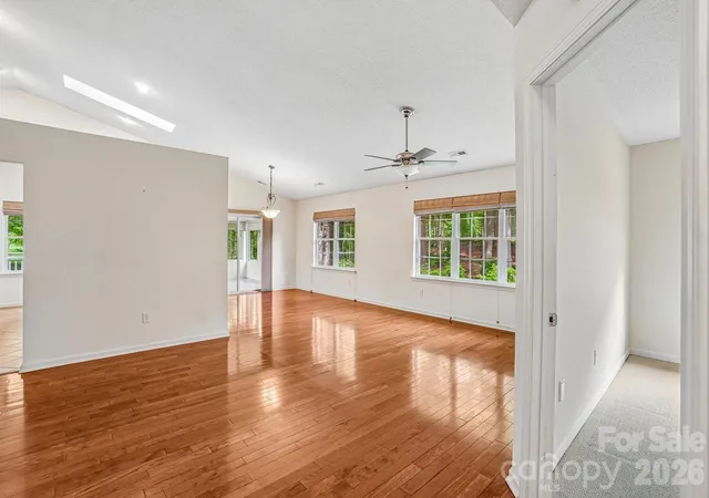 Homes for sale in Etowah, NC | 263 Fairway View Dr, Etowah, NC 28729 | MLS# 4387888