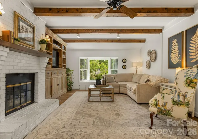 3rd image of 425 Sondley Woods Pl, Asheville, NC 28805 | MLS# 4387900