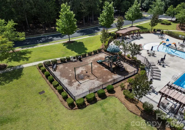 41st image of 11033 Crane Creek Dr, Charlotte, NC 28278 | MLS# 4387902