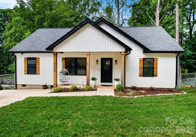 Homes for sale in Gastonia, NC | 4732 Birchwood Ct, Gastonia, NC 28056 | MLS# 4387906
