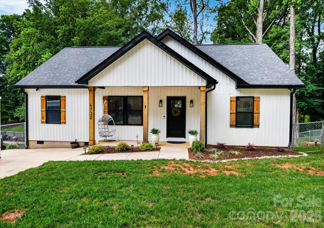 Homes for sale in Gastonia, NC | 4732 Birchwood Ct, Gastonia, NC 28056 | MLS# 4387906