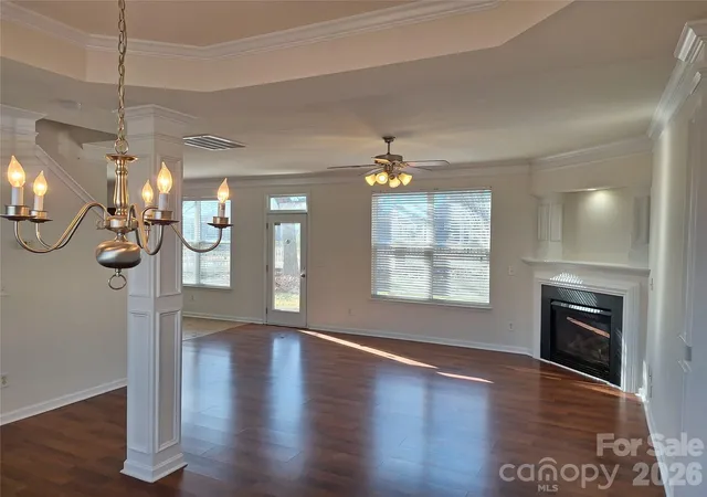 Photo 2 of Sale Pending at 3107 Briar Rose Ct, Charlotte, NC 28269 | MLS# 4387933 | Listing updated on 2026-09-16