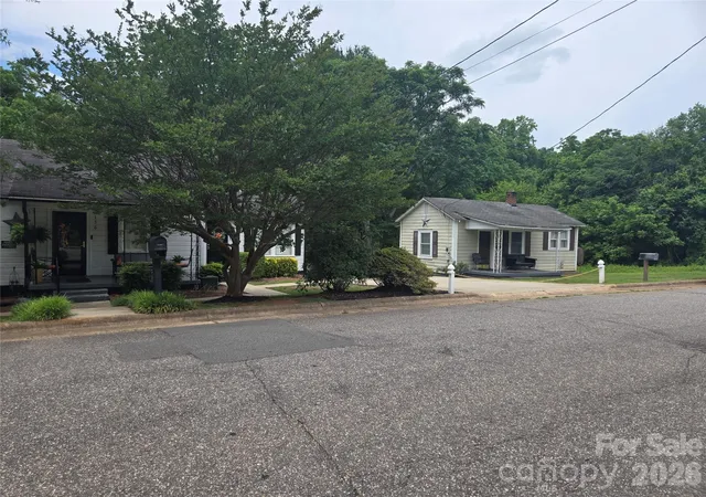 2nd image of 156 S Caldwell Ave, Newton, NC 28658 | MLS# 4387971