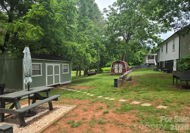 3rd image of 156 S Caldwell Ave, Newton, NC 28658 | MLS# 4387971