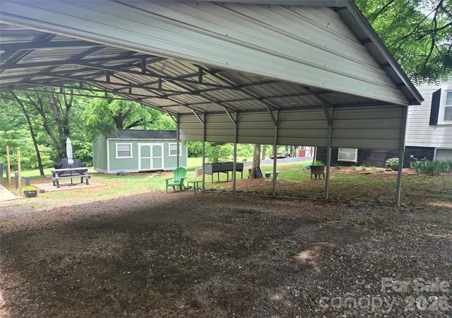 4th image of 156 S Caldwell Ave, Newton, NC 28658 | MLS# 4387971