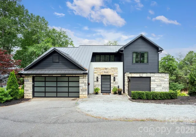 Photo 1 of Single family home for sale at 48 Woodvale Ave, Asheville, NC 28804 | MLS# 4387979 | Listing updated on 2026-09-29