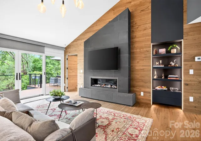 Photo 3 of Single family home for sale at 48 Woodvale Ave, Asheville, NC 28804 | MLS# 4387979 | Listing updated on 2026-09-29