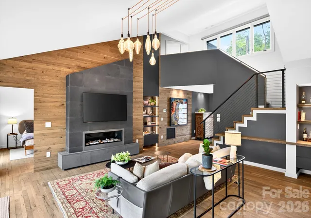 Photo 4 of Single family home for sale at 48 Woodvale Ave, Asheville, NC 28804 | MLS# 4387979 | Listing updated on 2026-09-29