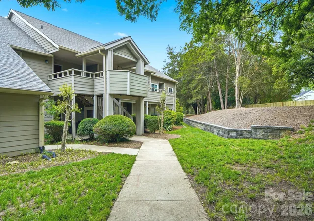1st image of 2500 Stradbrook Dr, Charlotte, NC 28210 | MLS# 4387981