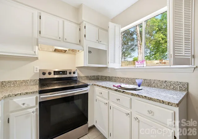 5th image of 2500 Stradbrook Dr, Charlotte, NC 28210 | MLS# 4387981