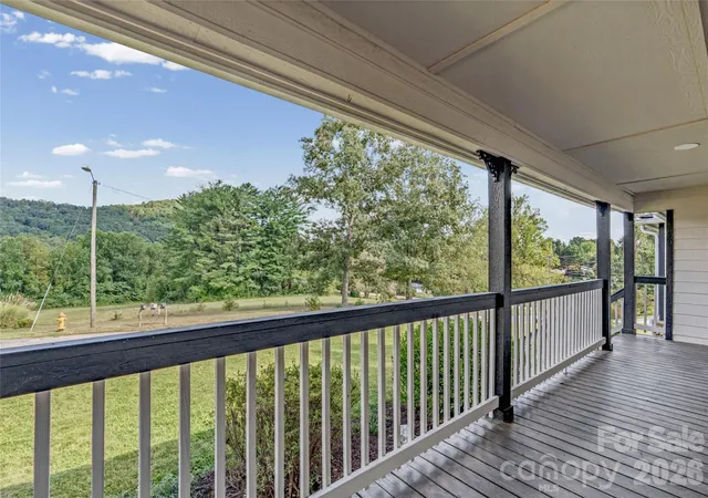 Photo 2 of Single family home for sale at 540 Old Haw Crk Rd, Asheville, NC 28805 | MLS# 4387997 | Listing updated on 2026-10-04