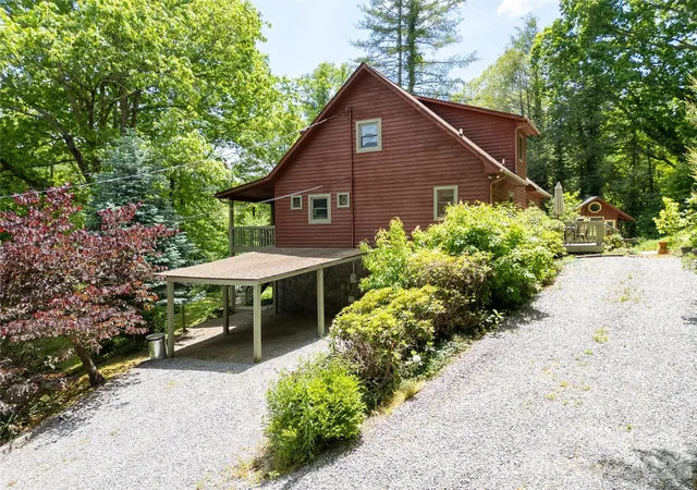 2nd image of 31 Valley Cove Pl, Waynesville, NC 28785 | MLS# 4388012