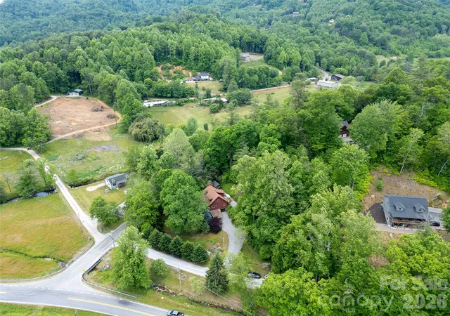 36th image of 31 Valley Cove Pl, Waynesville, NC 28785 | MLS# 4388012