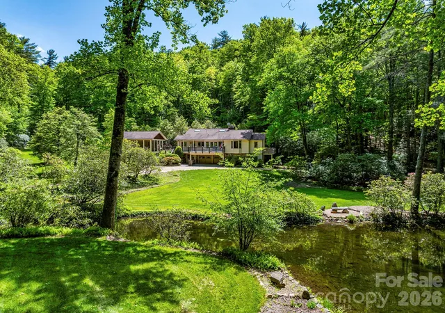 Homes for sale in Cashiers, NC | 1213 Bull Pen Rd, Cashiers, NC 28717 | MLS# 4388035