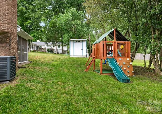 Photo 32 of Single family home for sale at 6801 Rollingridge Dr, Charlotte, NC 28211 | MLS# 4388041 | Listing updated on 2026-09-05
