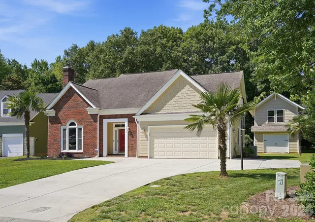3rd image of 9912 Park Springs Ct, Charlotte, NC 28210 | MLS# 4388114