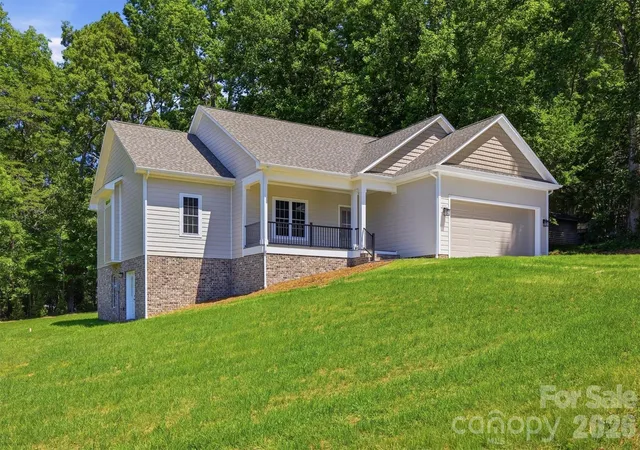2nd image of 107 Meadow View St, Morganton, NC 28655 | MLS# 4388143