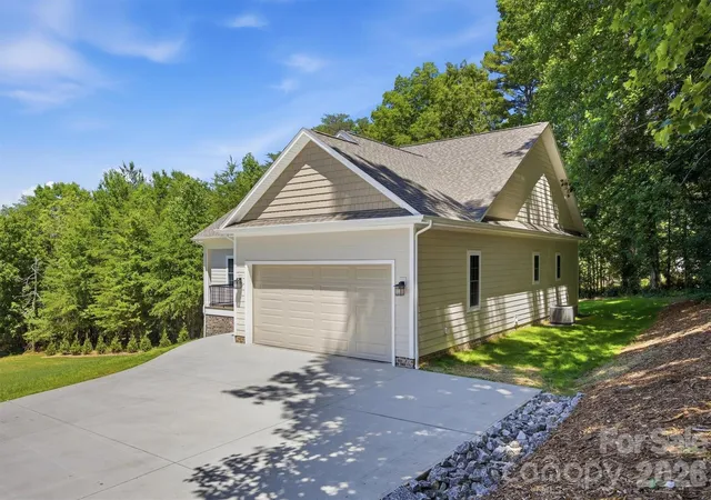 3rd image of 107 Meadow View St, Morganton, NC 28655 | MLS# 4388143