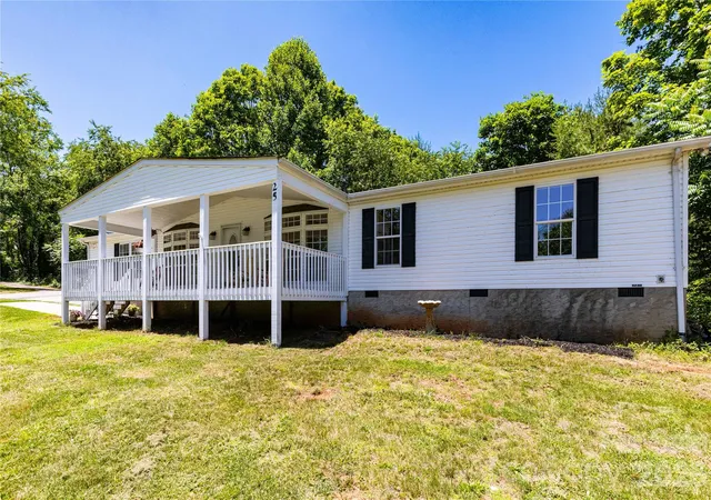 2nd image of 25 Sienna Dr, Asheville, NC 28806 | MLS# 4388158