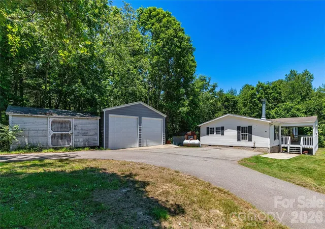 3rd image of 25 Sienna Dr, Asheville, NC 28806 | MLS# 4388158