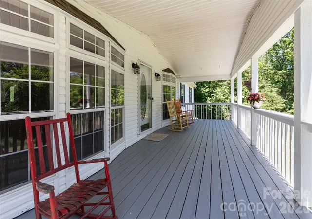 5th image of 25 Sienna Dr, Asheville, NC 28806 | MLS# 4388158
