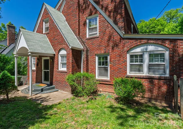 3rd image of 15 Sylvan Ave, Asheville, NC 28801 | MLS# 4388168