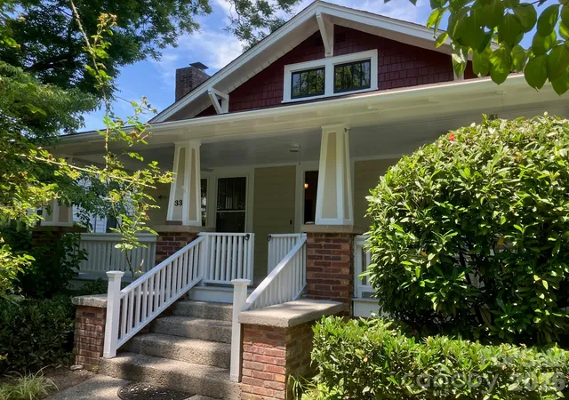 Photo 1 of Single family home for sale at 33 Church St, Weaverville, NC 28787 | MLS# 4388211 | Listing updated on 2026-09-08