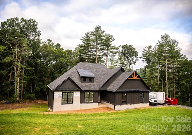 3rd image of 113 Perry Pl, Hendersonville, NC 28739 | MLS# 4388240