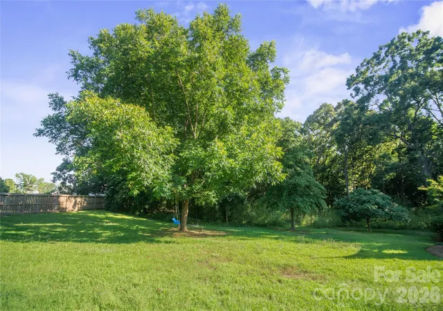Photo 3 of Single family home for sale at 3303 Pikeview Rd, Fort Mill, SC 29715 | MLS# 4388253 | Listing updated on 2026-07-21