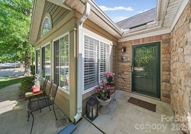 Photo 3 of Condo for sale at 5418 Prosperity View Dr, Charlotte, NC 28269 | MLS# 4388273 | Listing updated on 2026-09-14