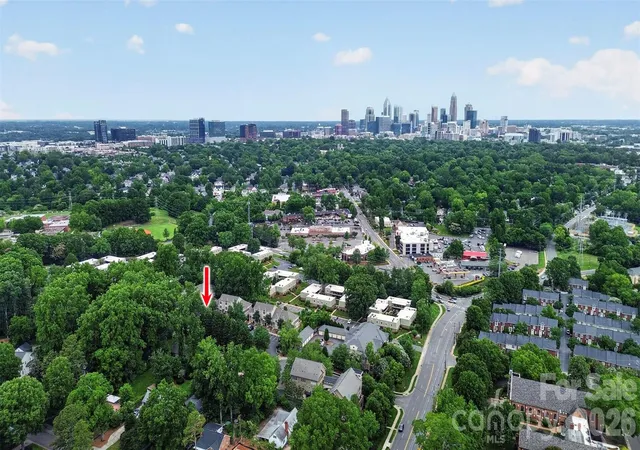 34th image of 1073 Park West Dr, Charlotte, NC 28209 | MLS# 4388315
