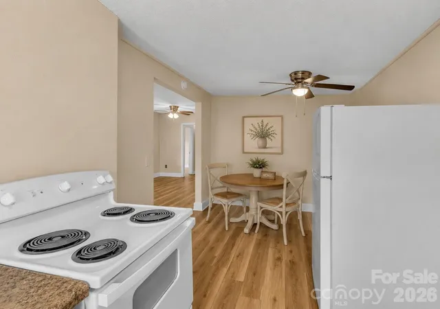 2nd image of 492 Riverbend St, Waynesville, NC 28786 | MLS# 4388344