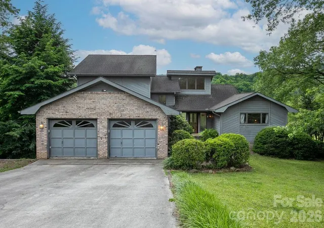 Photo 1 of Single family home for sale at 547 Windover Dr, Brevard, NC 28712 | MLS# 4388356 | Listing updated on 2026-08-29