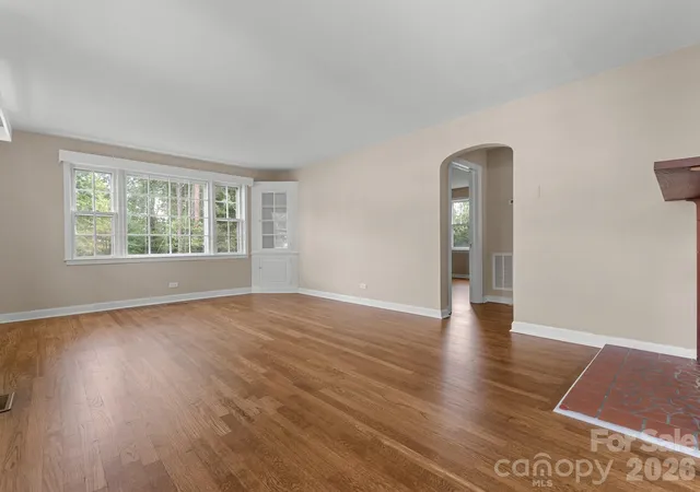 Photo 4 of Single family home for sale at 106 Green Acres Ave, Brevard, NC 28712 | MLS# 4388358 | Listing updated on 2026-10-04