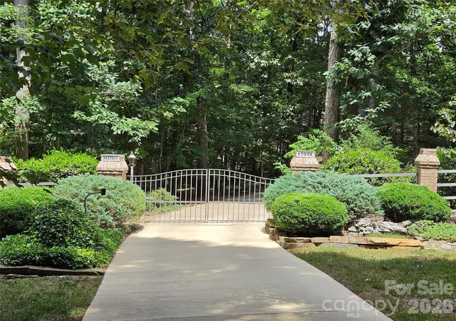 3rd image of 17532 Efird Rd, Albemarle, NC 28001 | MLS# 4388386
