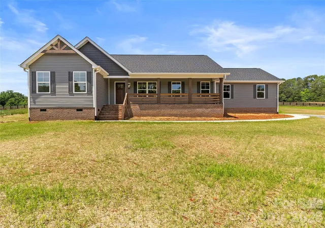 1st image of 697 Alf Hoover Rd, Lincolnton, NC 28092 | MLS# 4388427