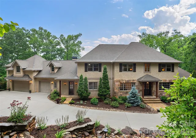 1st image of 433 Coopers Hawk Dr, Asheville, NC 28803 | MLS# 4388428