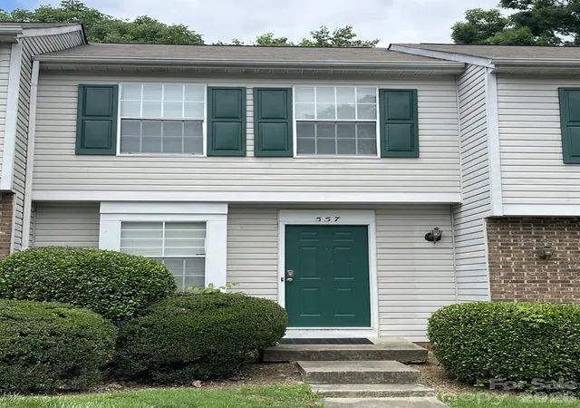 1st image of 557 Lex Dr, Charlotte, NC 28262 | MLS# 4388463